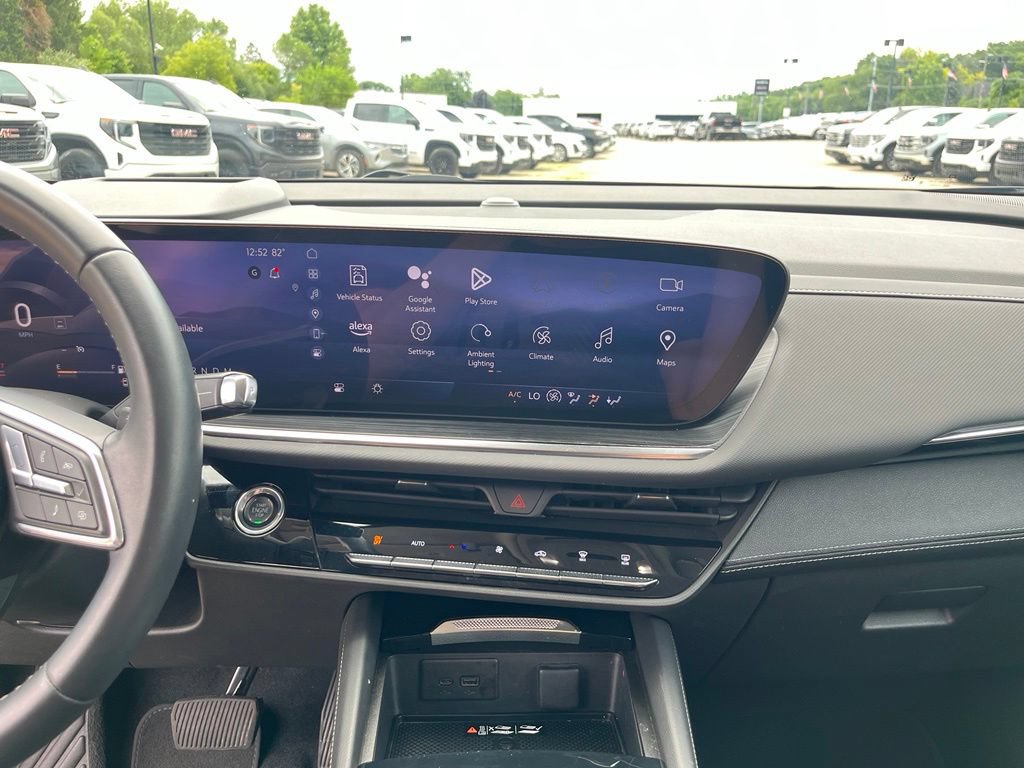 Used 2024 Buick Envision Preferred AWD/4WD image 24
