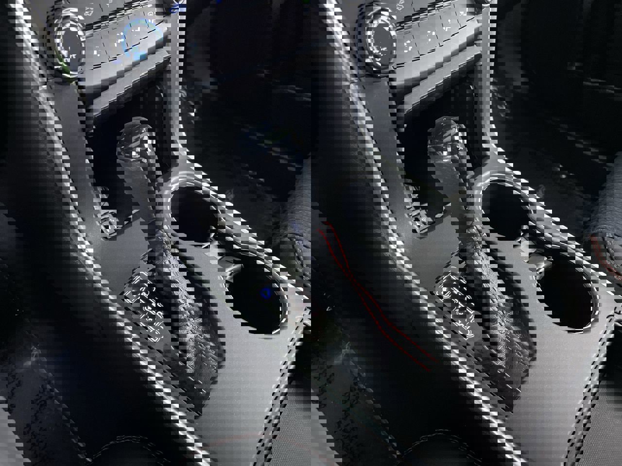 Used 2015 Toyota Camry SE image 17