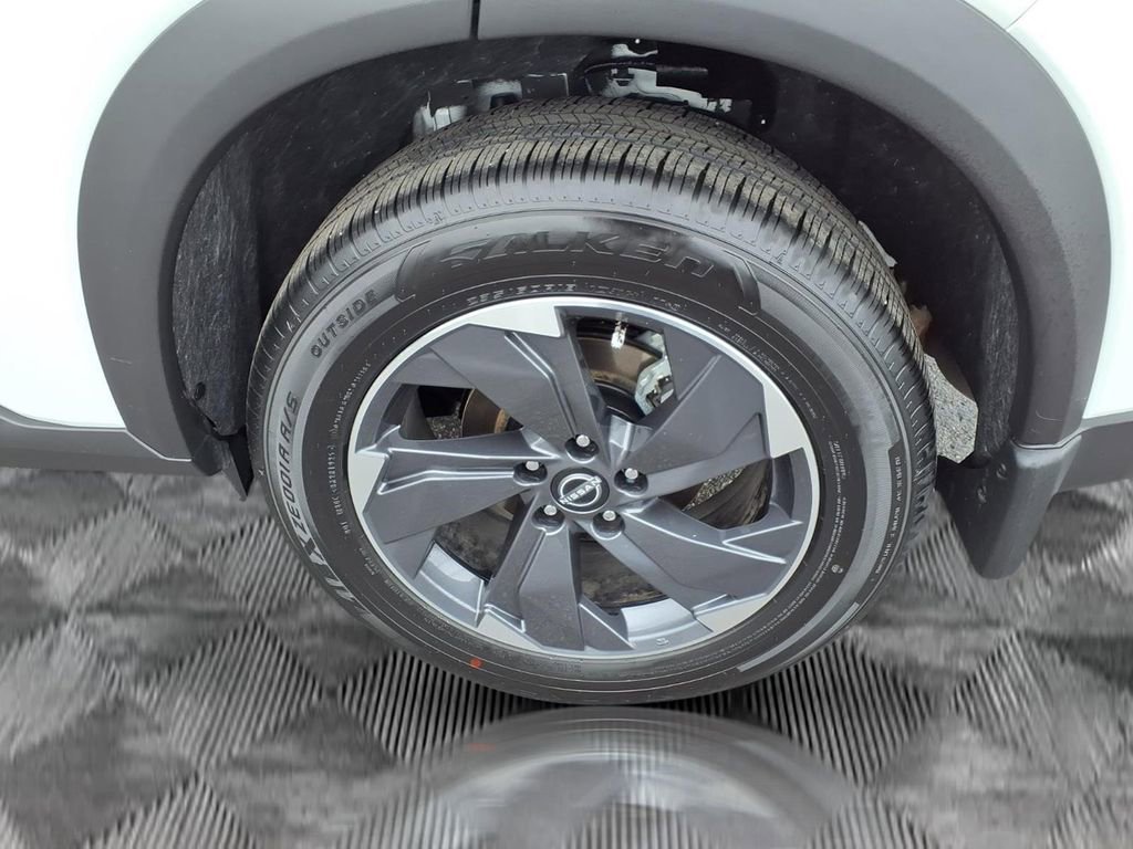 Certified 2026 Nissan Rogue SV w/ Cold Weather Package FWD image 20