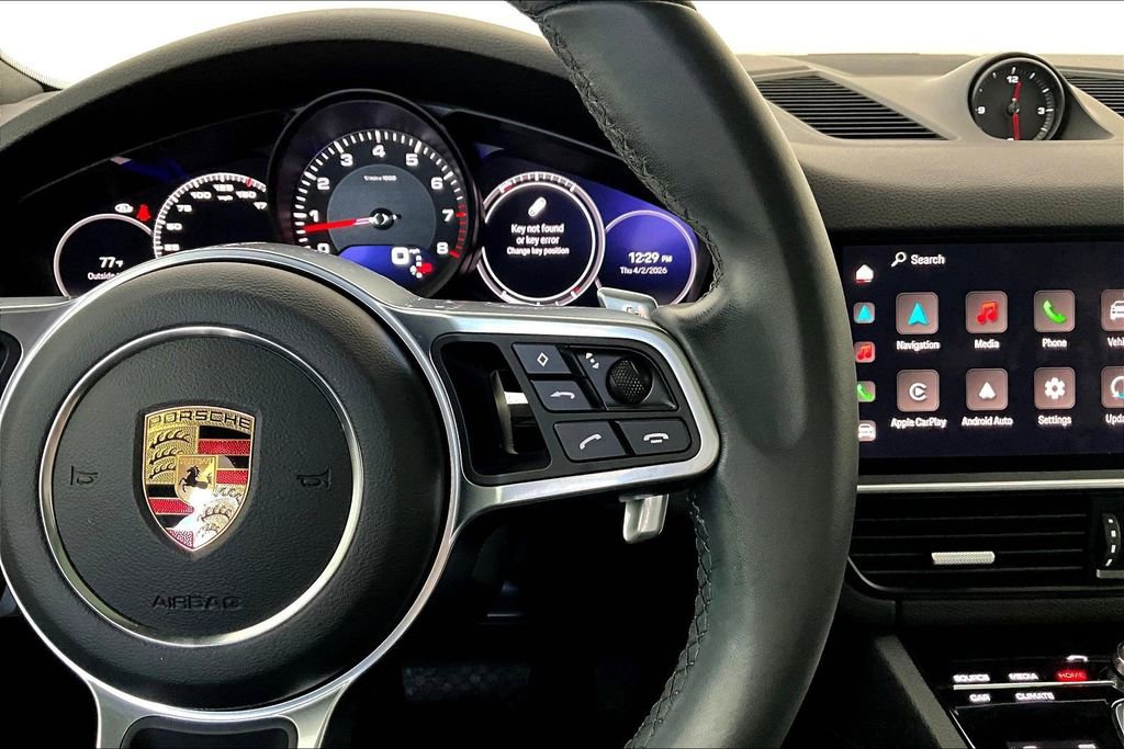 Used 2023 Porsche Cayenne image 26