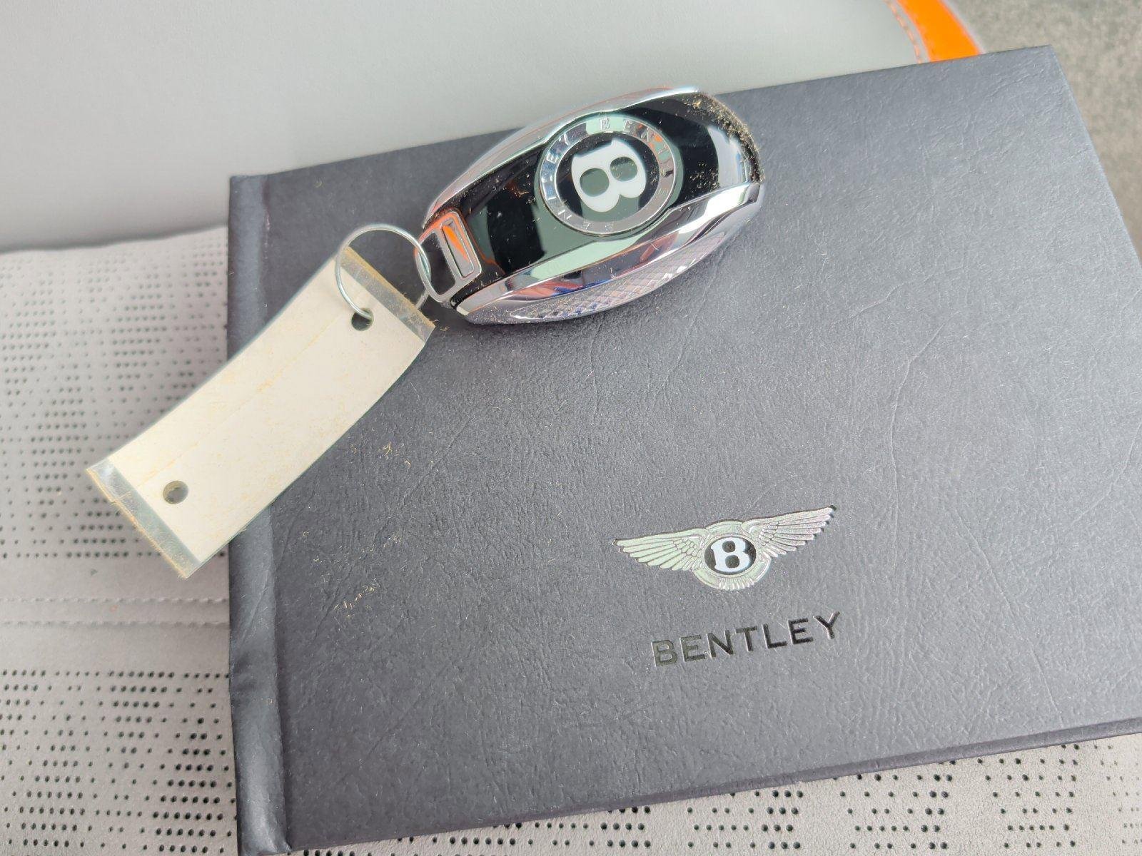 New 2025 Bentley Flying Spur Plug-In Hybrid AWD/4WD image 45