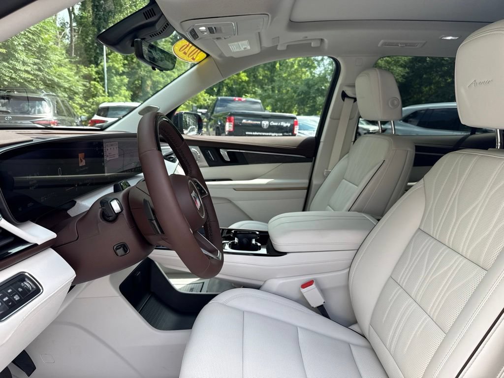 Used 2026 Buick Enclave Avenir w/ Super Cruise Package AWD/4WD image 9