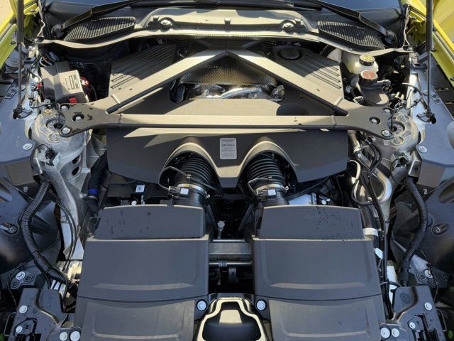 New 2025 Aston Martin V8 Vantage Coupe image 19