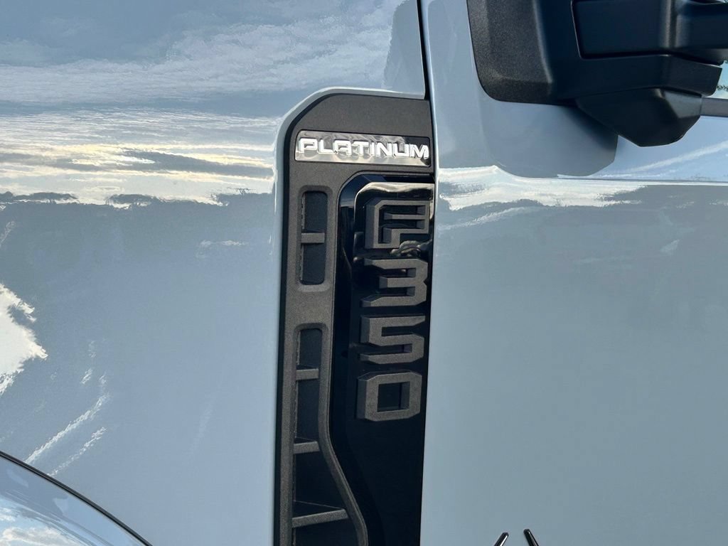 New 2026 Ford F350 Platinum AWD/4WD image 19