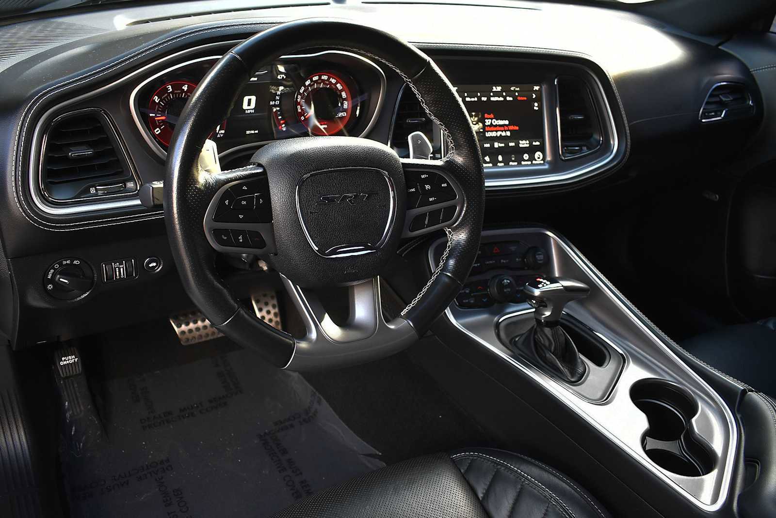Used 2022 Dodge Challenger SRT Hellcat RWD image 16