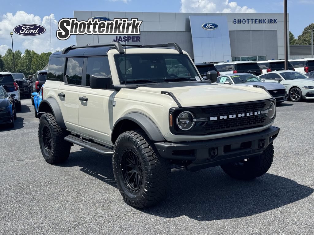 New 2026 Ford Bronco Big Bend w/ Black Diamond Package