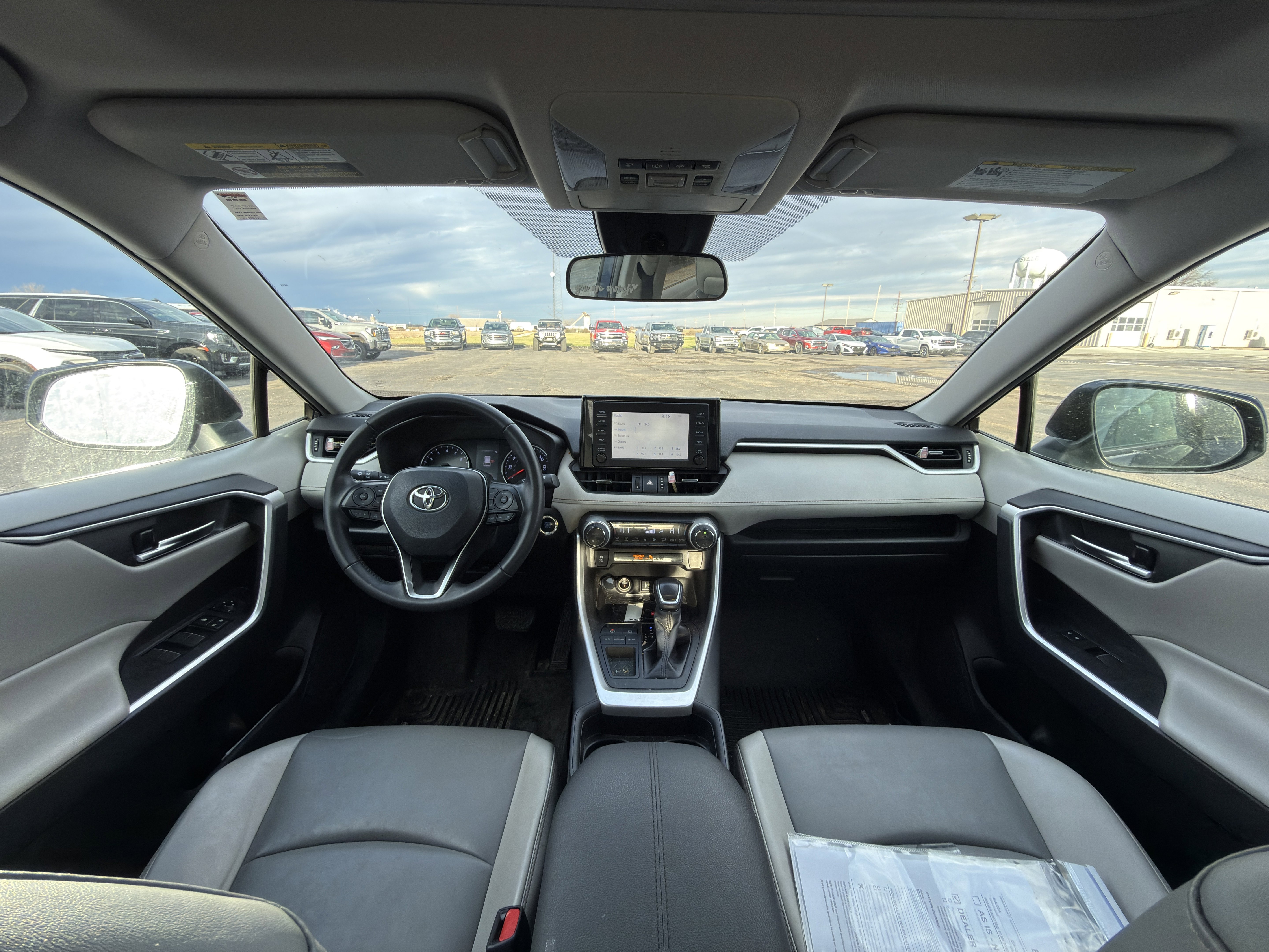 Used 2019 Toyota RAV4 XLE Premium image 13