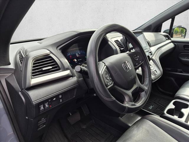 Used 2023 Honda Odyssey Sport image 10