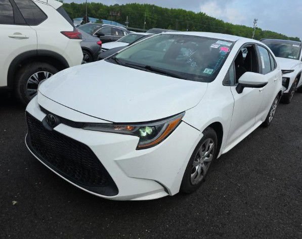 Used 2022 Toyota Corolla LE FWD image 1