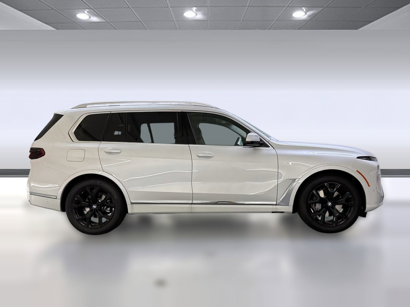 Used 2026 BMW X7 xDrive40i w/ Premium Package AWD/4WD image 7
