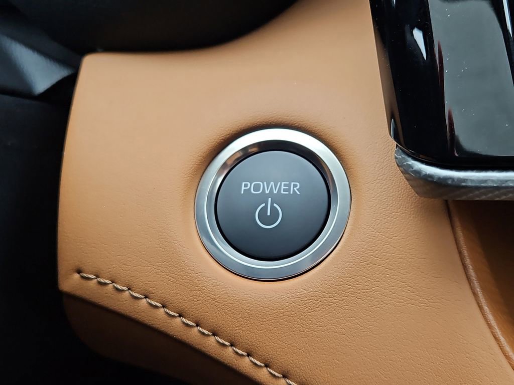 New 2026 Toyota Highlander Platinum AWD/4WD image 15