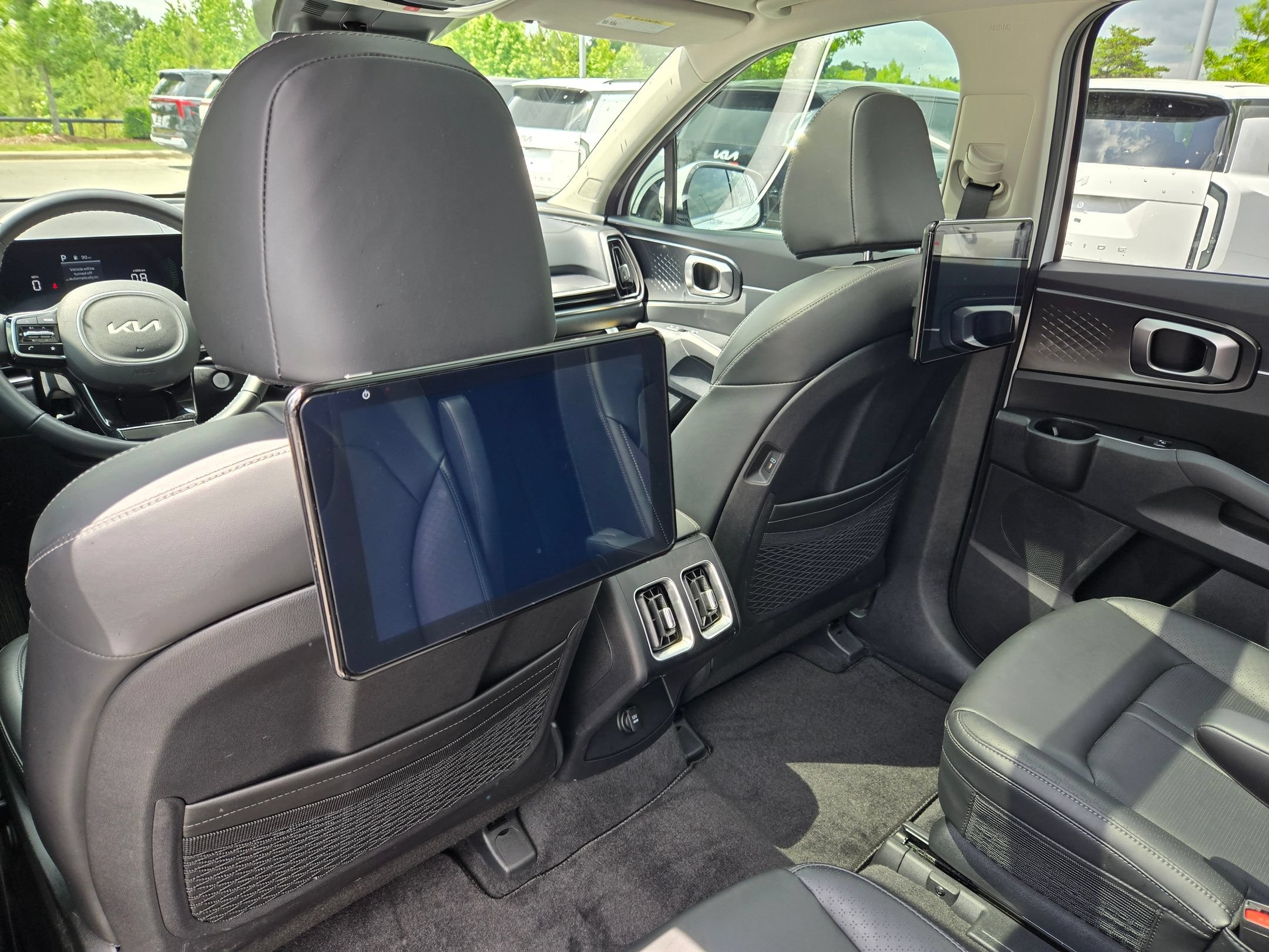 Used 2025 Kia Sorento EX w/ Panoramic Sunroof Package FWD image 32