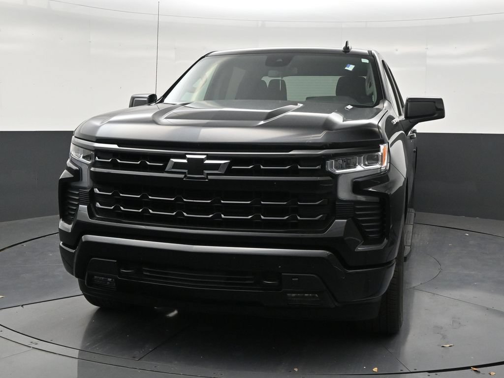 Used 2025 Chevrolet Silverado 1500 RST RWD image 8