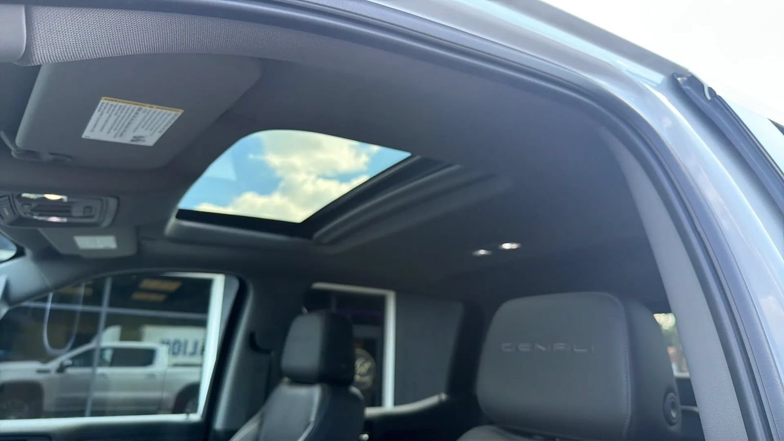Used 2020 GMC Sierra 1500 Denali w/ Denali Ultimate Package AWD/4WD image 16