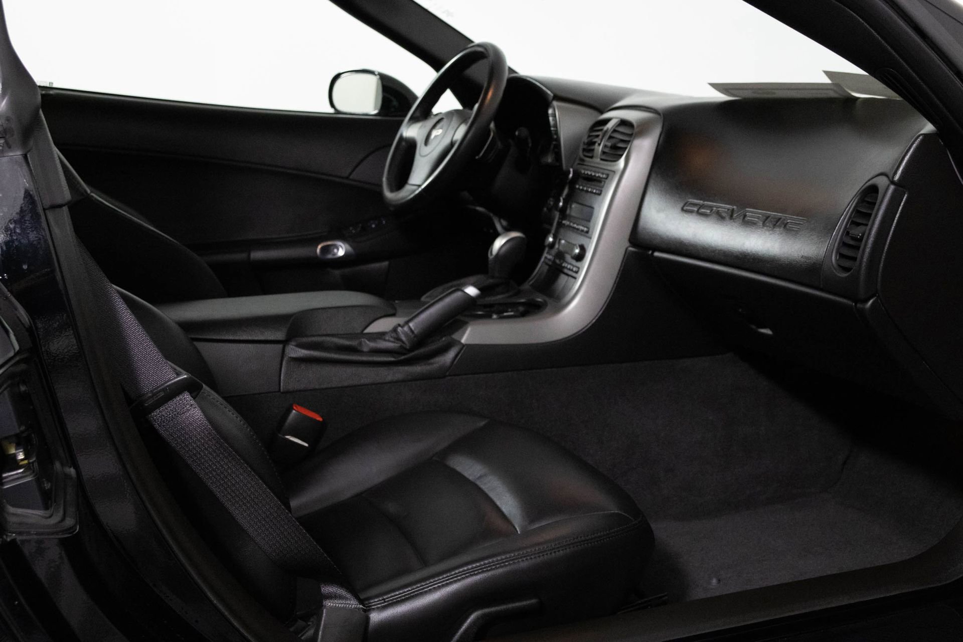 Used 2007 Chevrolet Corvette Coupe image 30