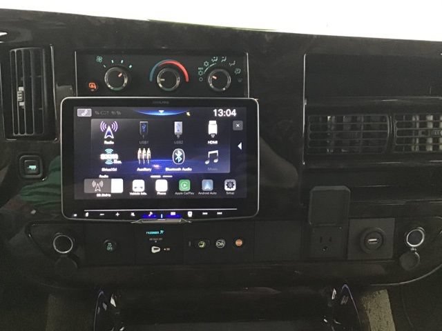 Used 2023 Chevrolet Express 2500 RWD image 28