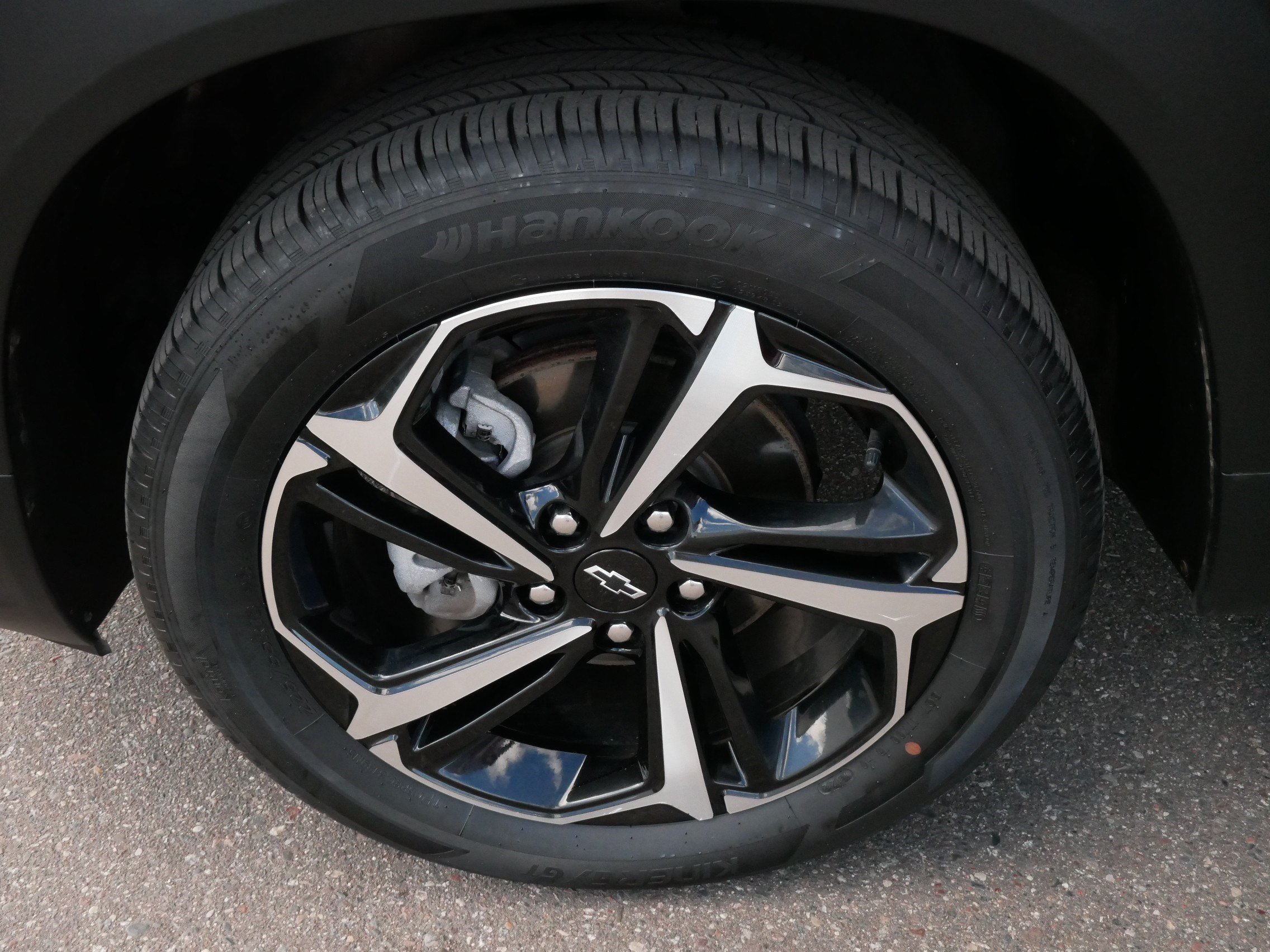 Used 2023 Chevrolet TrailBlazer RS w/ Sun and Liftgate Package AWD/4WD image 15