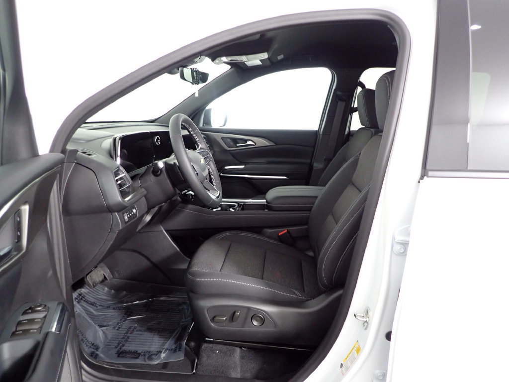 New 2027 Chevrolet Traverse LT w/ Driver Confidence Package AWD/4WD image 22