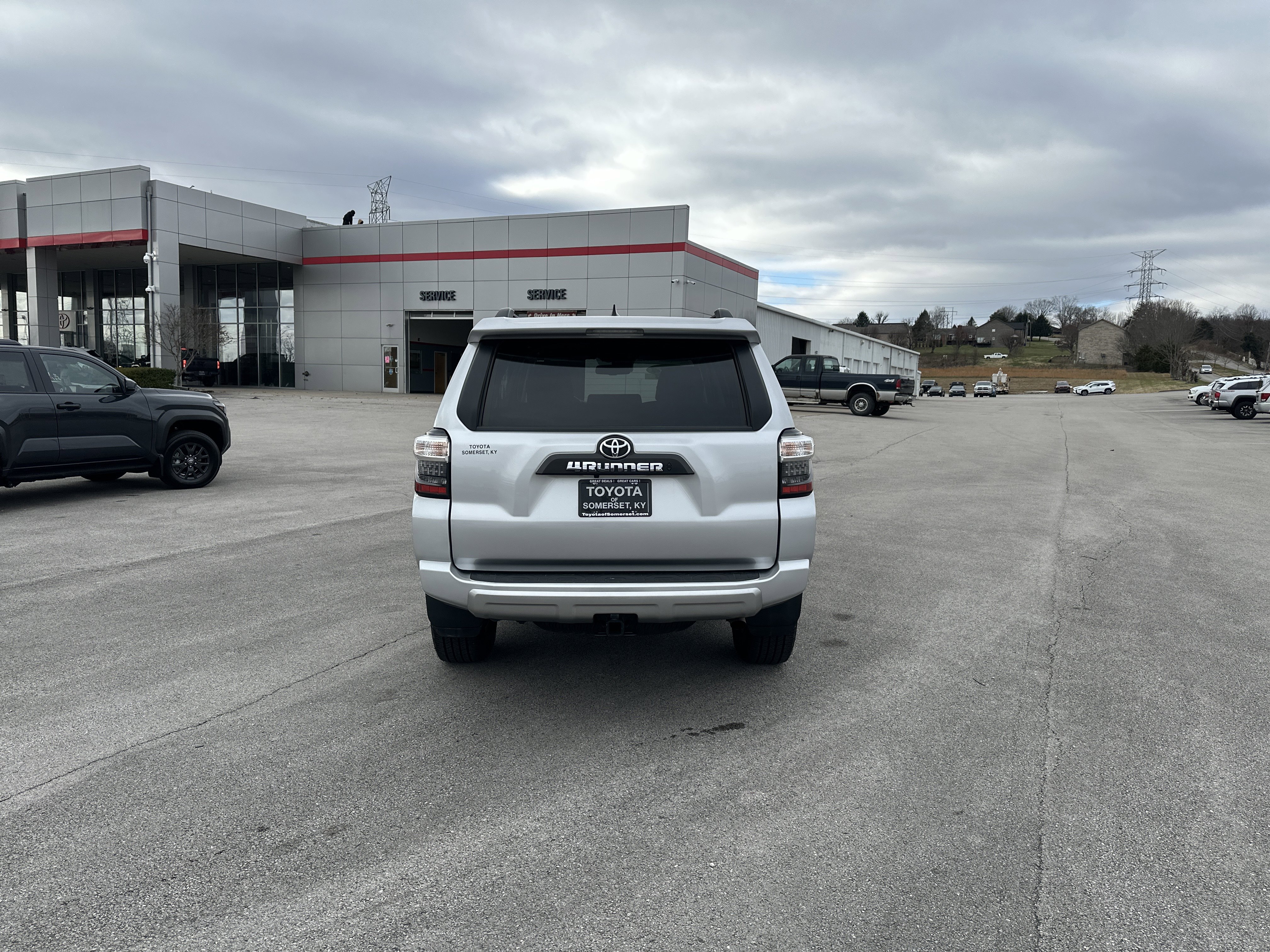 Certified 2024 Toyota 4Runner TRD Off-Road image 6