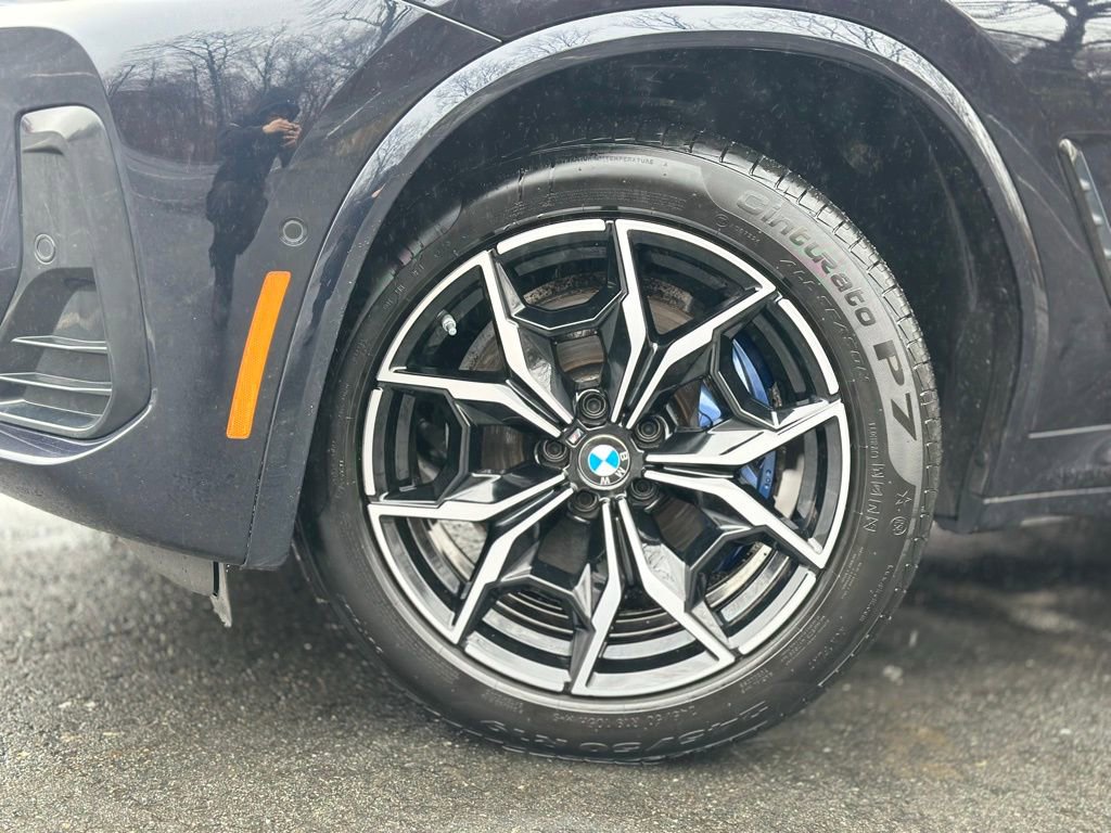 Used 2024 BMW X4 M40i w/ Premium Package AWD/4WD image 2