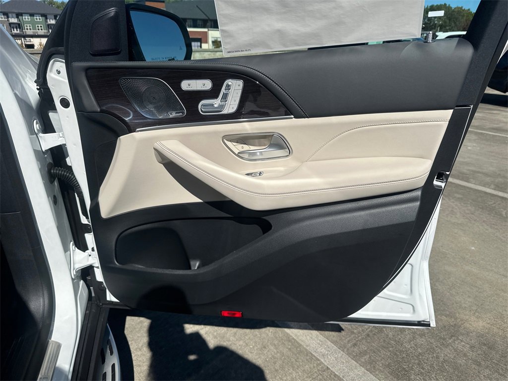 New 2026 Mercedes-Benz GLE 63 AMG S image 15