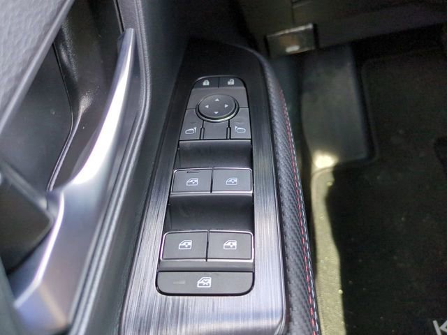 New 2026 Nissan Kicks SR image 21