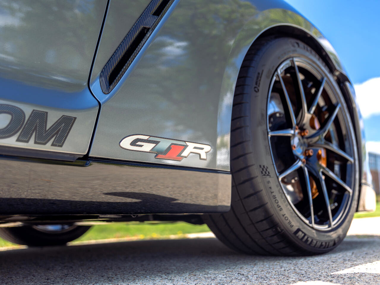 Used 2009 Nissan GT-R Premium image 15