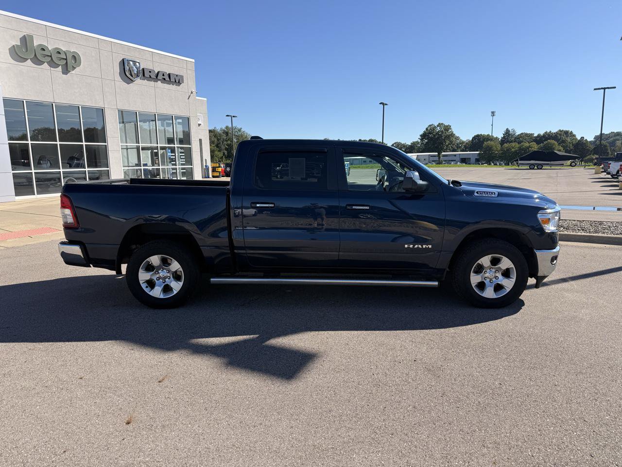 Used 2019 RAM 1500 Big Horn AWD/4WD image 2