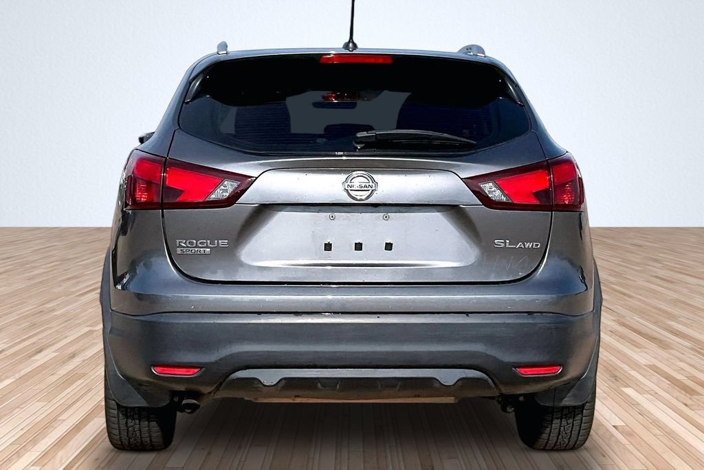 Used 2017 Nissan Rogue Sport SL AWD/4WD image 4