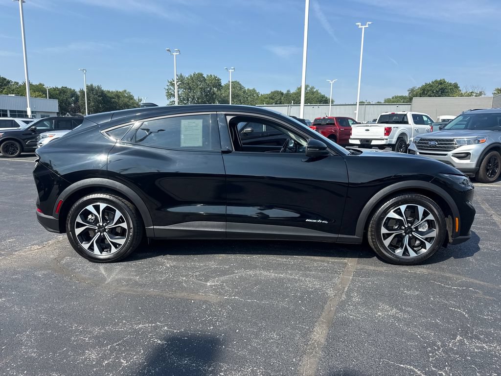 Used 2025 Ford Mustang Mach-E Select w/ Comfort Package Lite AWD/4WD image 6