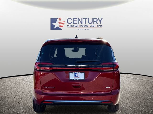 New 2026 Chrysler Pacifica Select image 3