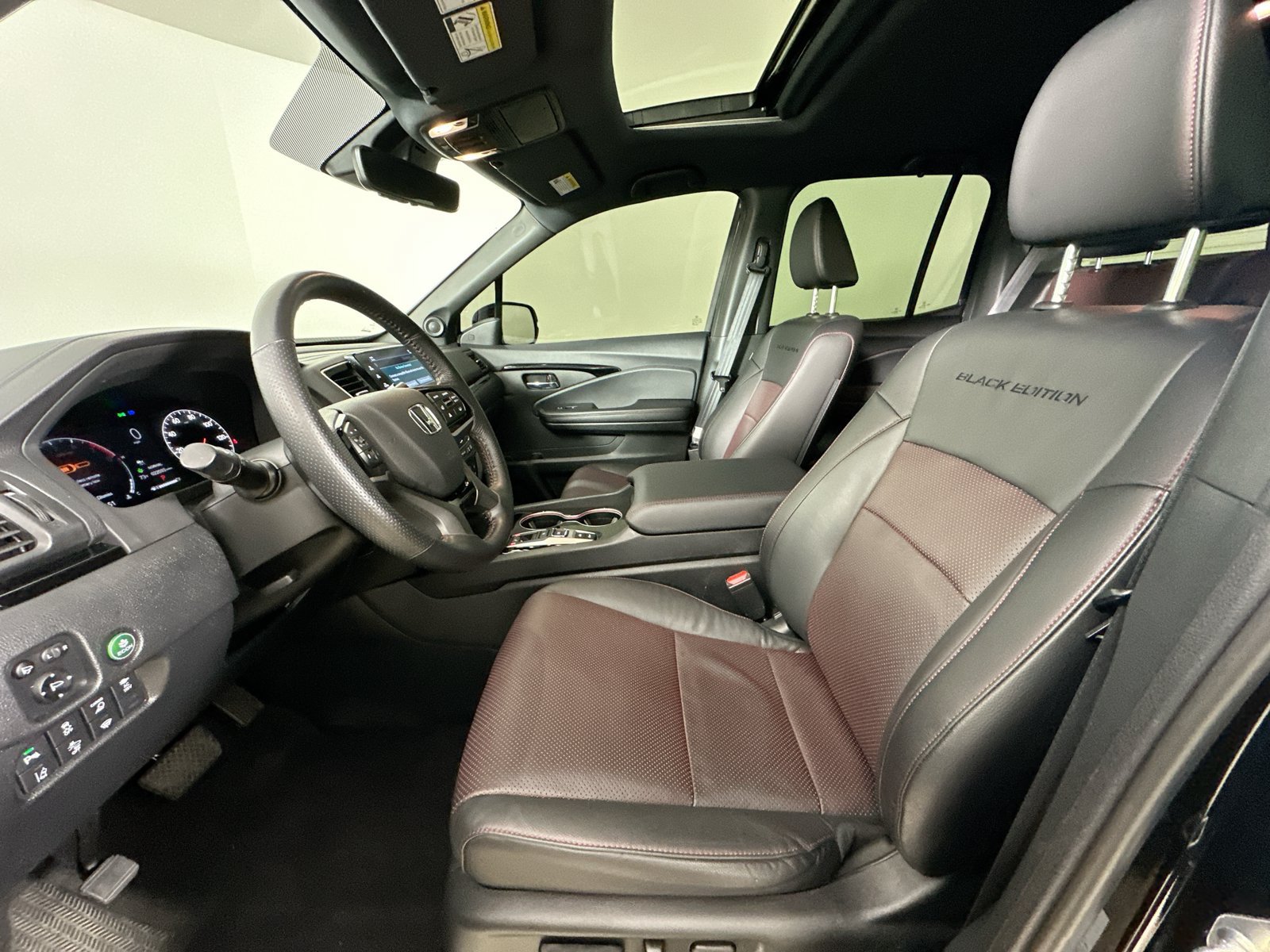 Used 2024 Honda Ridgeline Black Edition image 33