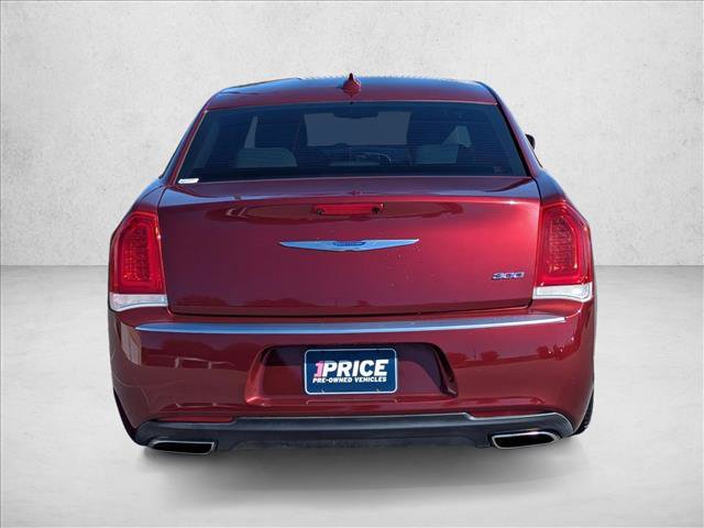 Used 2013 Chrysler 300 C RWD image 6