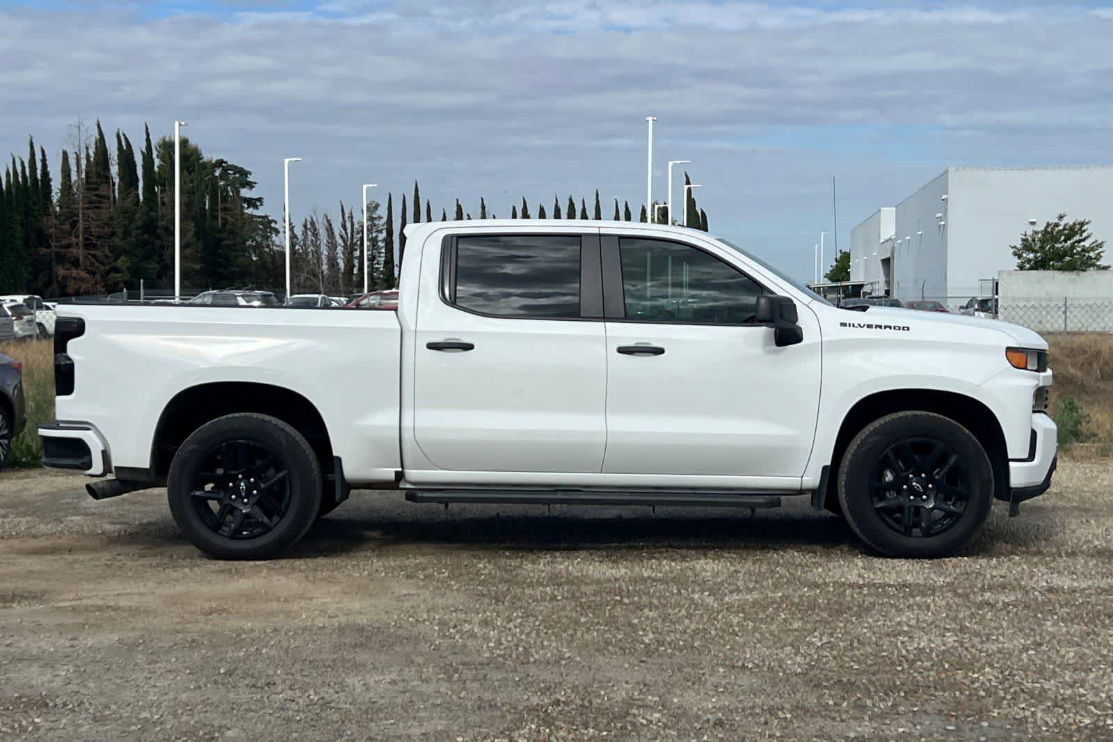 Used 2021 Chevrolet Silverado 1500 Custom w/ Rally Edition RWD image 9