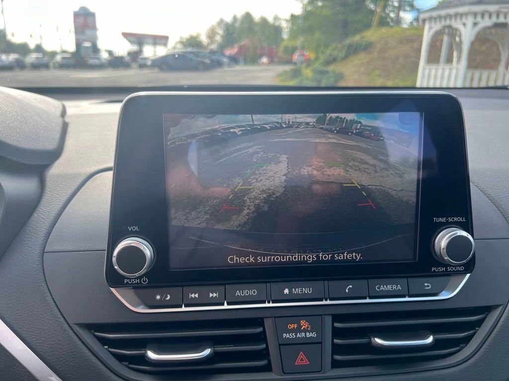 Used 2025 Nissan Altima 2.5 S image 21