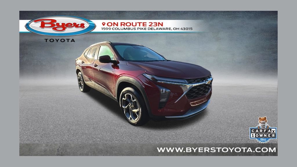 Used 2025 Chevrolet Trax LT