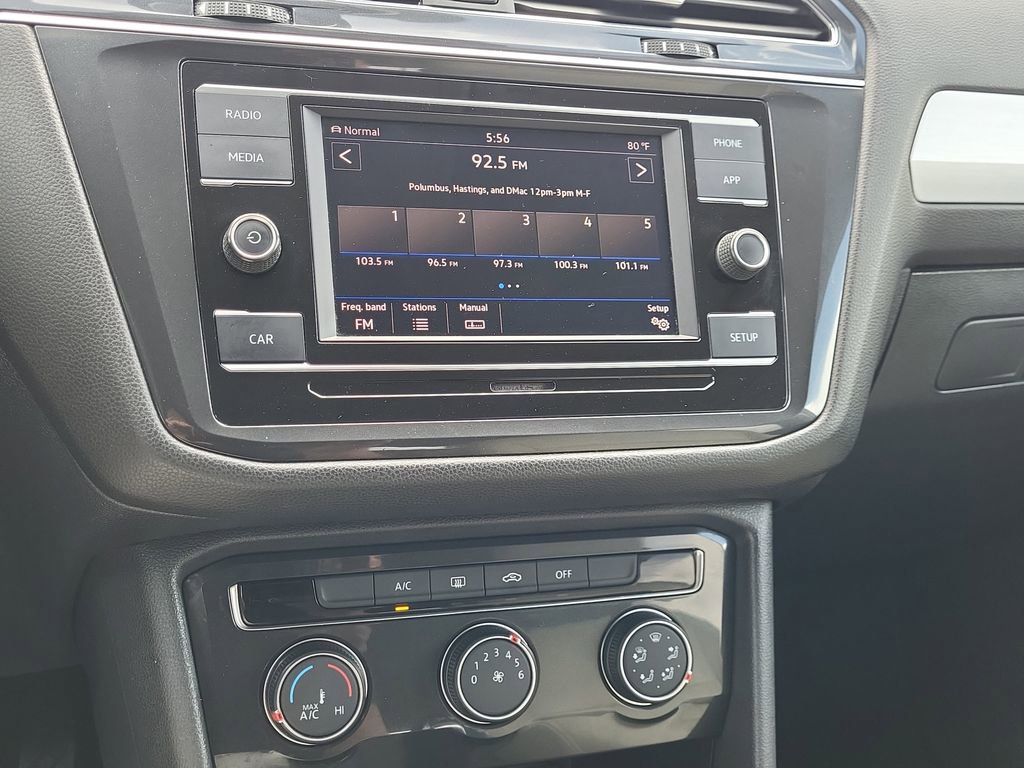 Used 2018 Volkswagen Tiguan S w/ 3rd Row Seat Package image 19