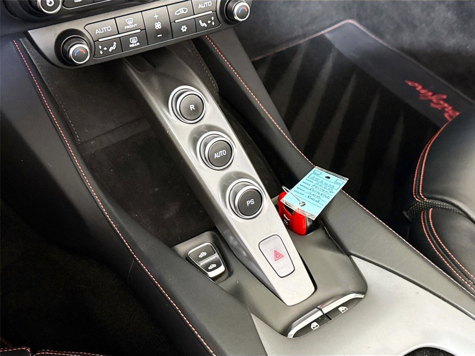 Used 2020 Ferrari Portofino RWD image 23