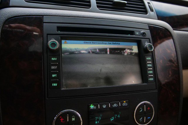 Used 2011 GMC Sierra 3500 Denali image 13