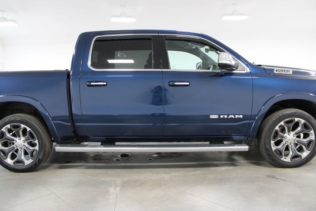 Used 2022 RAM 1500 Limited w/ Body-Colour Bumper Group image 11