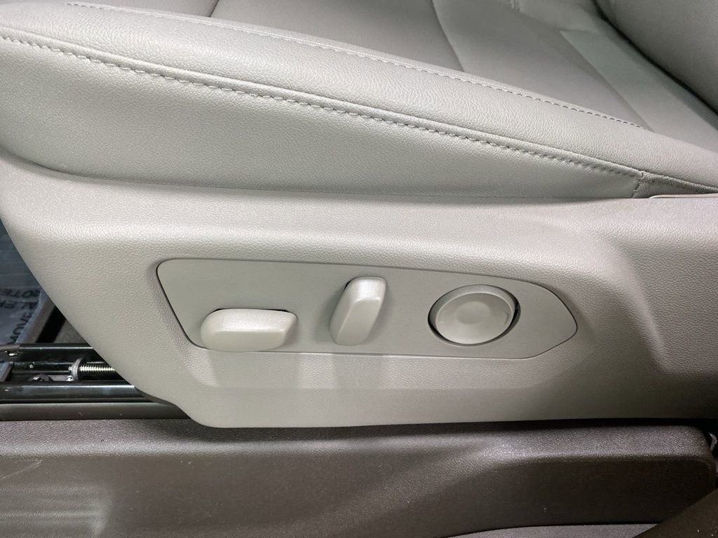 New 2026 Chevrolet Silverado 1500 LTZ w/ LTZ Premium Package image 32