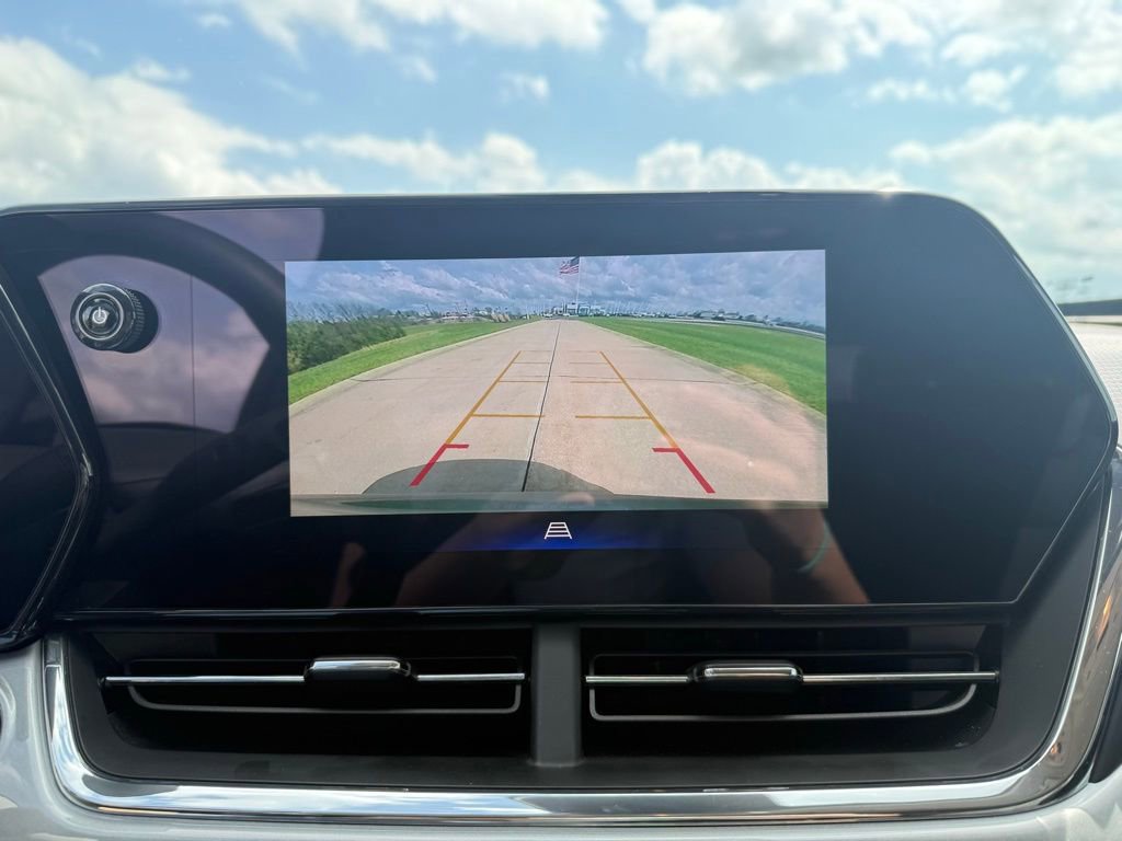 Used 2025 Chevrolet Trax LT image 41