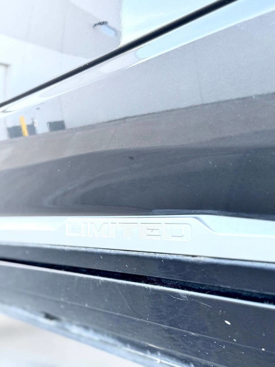 Used 2018 RAM 1500 Limited AWD/4WD image 3