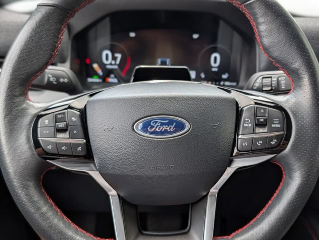 Used 2025 Ford Explorer ST-Line AWD/4WD image 31
