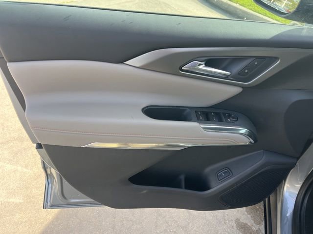 New 2026 Chevrolet Traverse LT w/ LPO, Floor Liner Package image 10