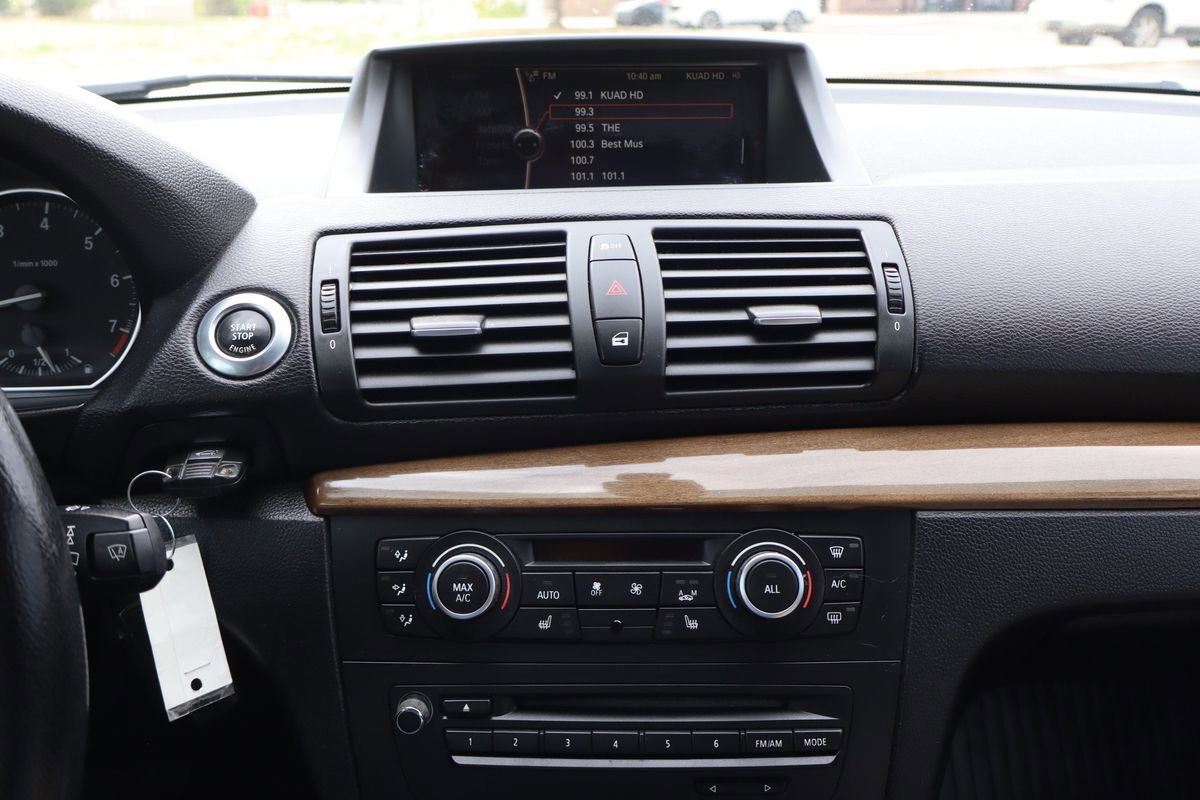 Used 2013 BMW 128i Convertible RWD image 31