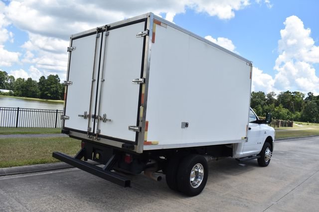 Used 2021 RAM 3500 Tradesman w/ Chrome Appearance Group RWD image 5