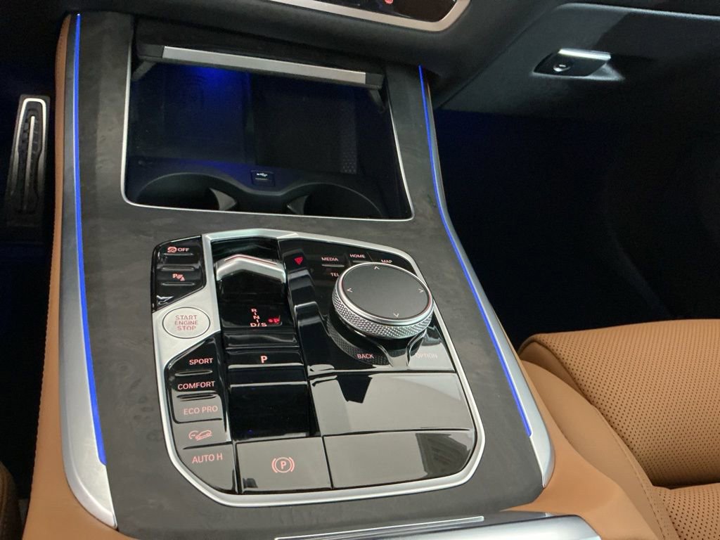 Certified 2026 BMW X5 xDrive40i w/ M Sport Package image 6