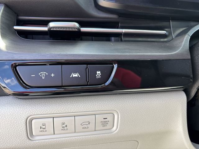 Used 2024 Kia Carnival SX FWD image 32