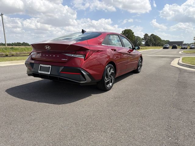 Used 2024 Hyundai Elantra Limited FWD image 7